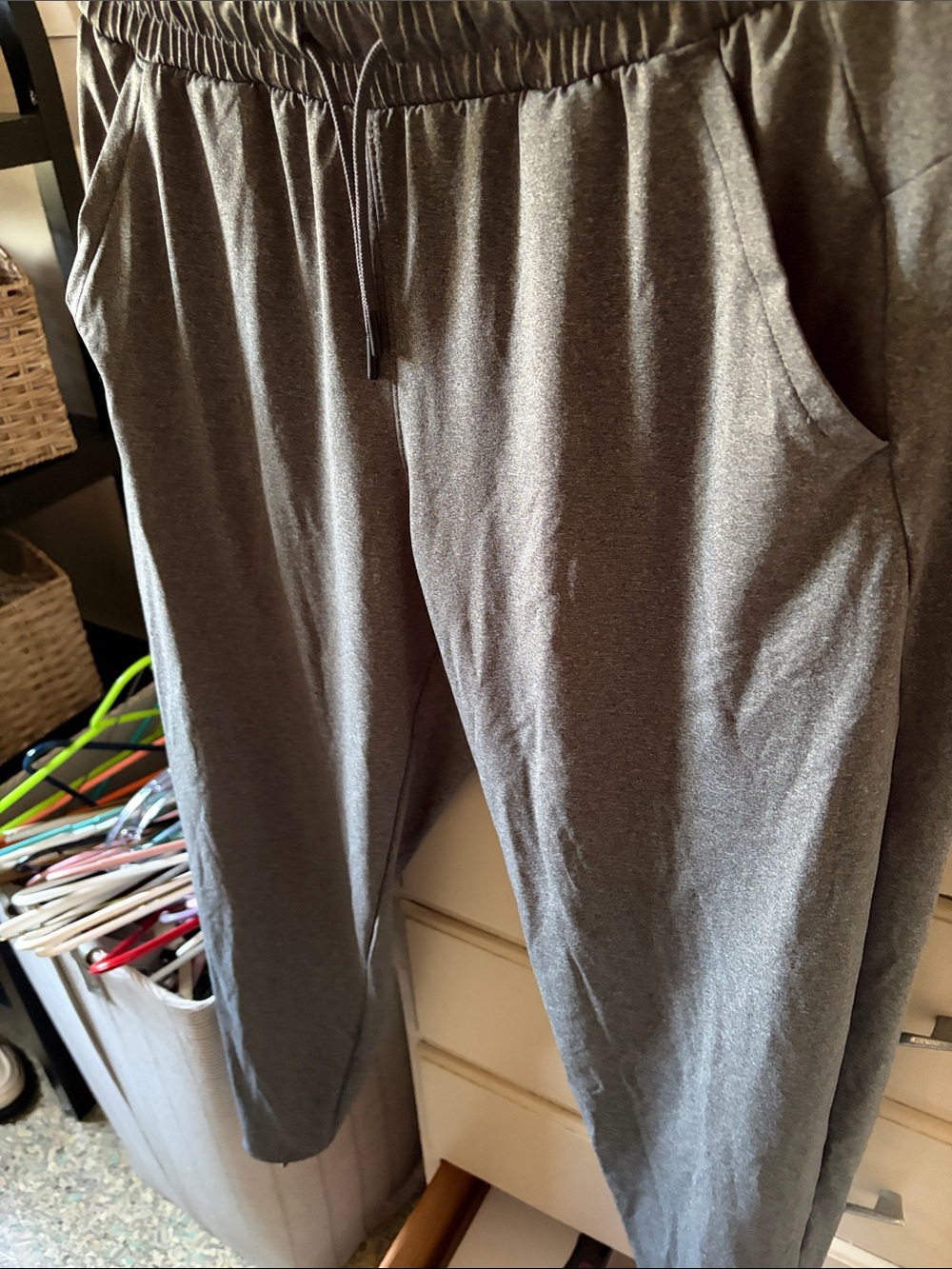 Under Armour Women's Gray Elastic Waist Jogger Pants